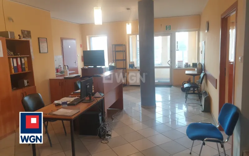 Obiekt usługowy na  wynajem Skarbimierz-Osiedle - Do wynajęcia obiekt przemysłowo-biurowy w Skarbimierzu!