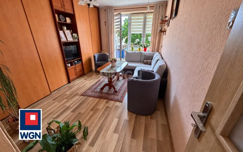 Mieszkanie na  sprzedaż Turek - Na sprzedaż 2-pokojowe mieszkanie 50 m2, 1. piętro, balkon, duża piwnica